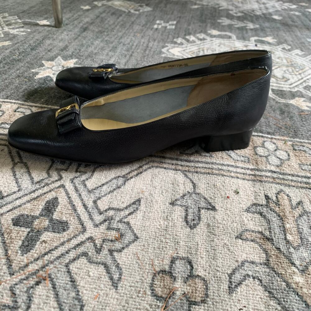 Bally Pertisa Leather Flats Size 7.5 - Picture 2 of 7